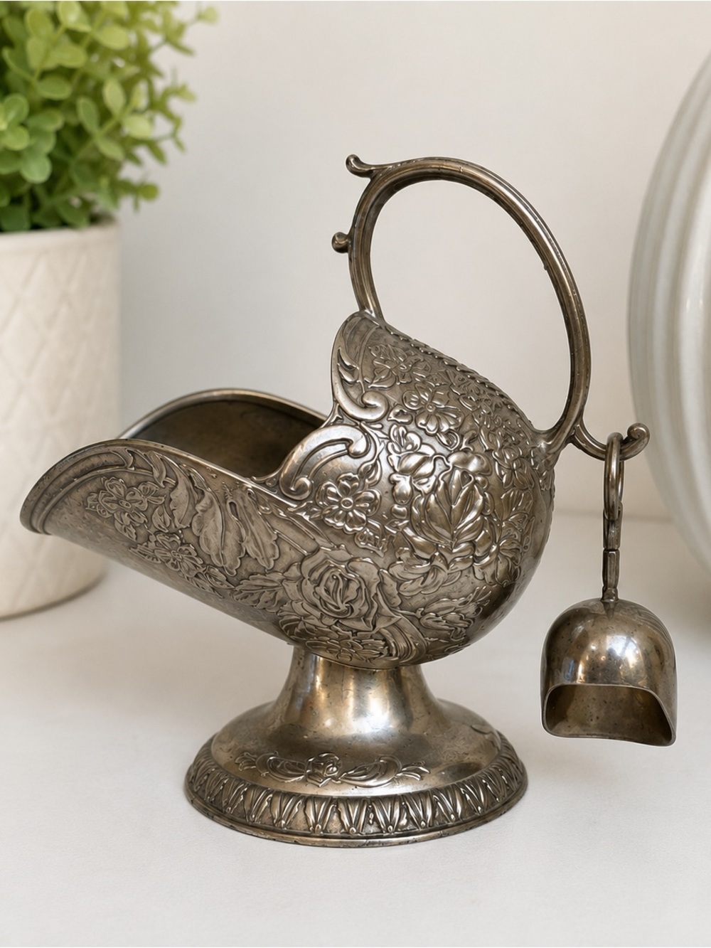 Vintage Elegance Silver Tone Floral Sugar Scuttle with Scoop EP Zinc Alloy